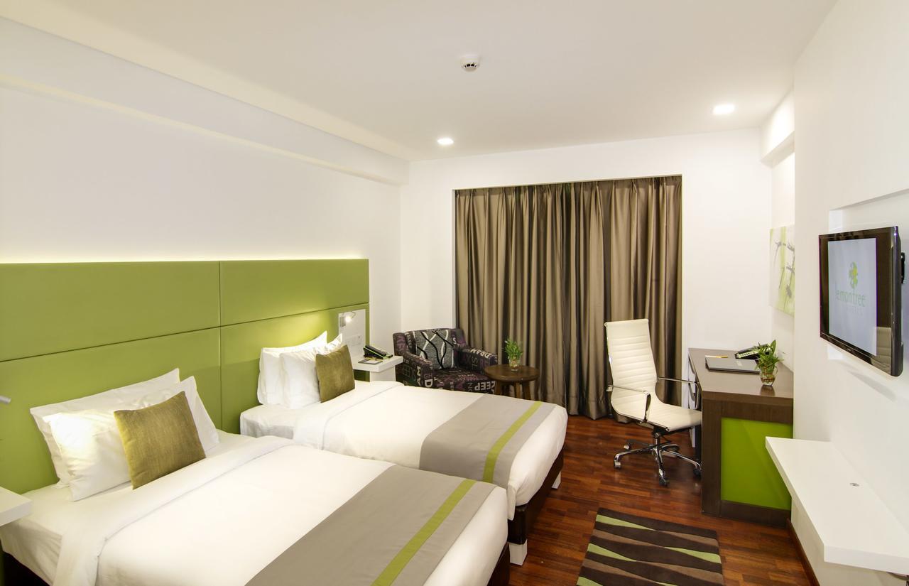 Lemon Tree Hotel, Banjara Hills, Hyderabad Exteriör bild